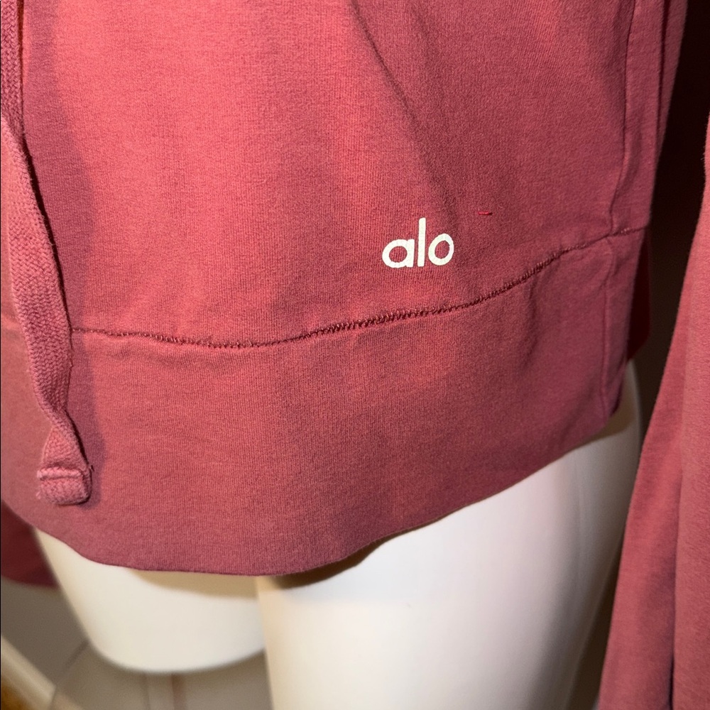 Alo Yoga Ladies Mauve Drawstring hoodie. No tags. - Picture 3 of 13